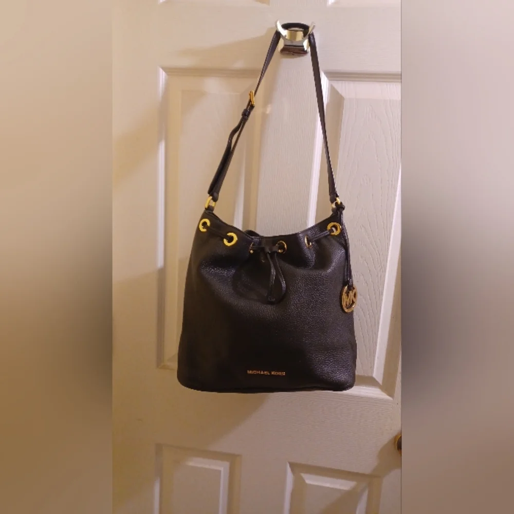Michael Kors Black Bag - Picture 1 of 5